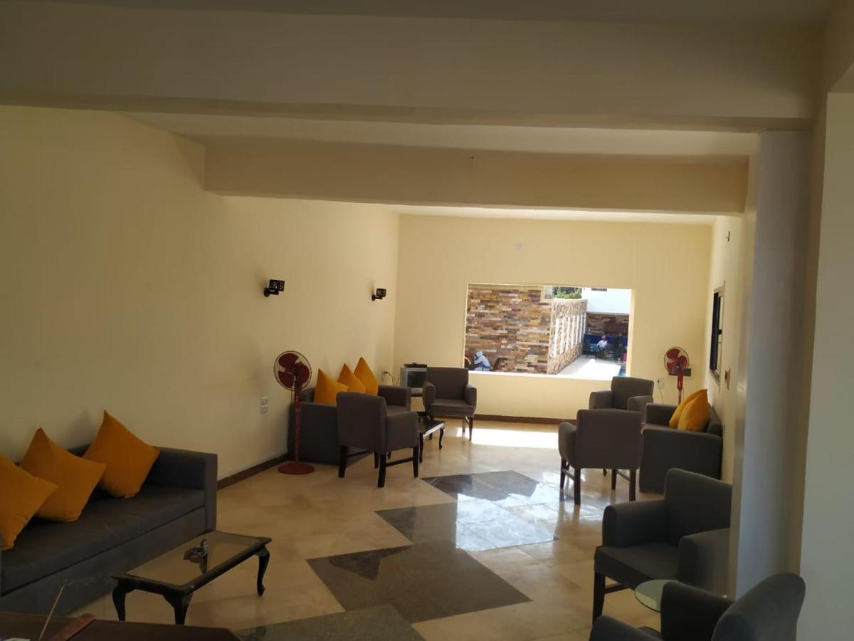Carmine Hotel דהב מראה חיצוני תמונה